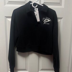 Nike Women's Black Cropped Sweatshirt